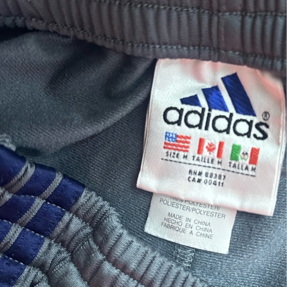 Men's Adidas Tear Away Snap Gray Track Pants with Blue Stripes Size Medium - Picture 9 of 10